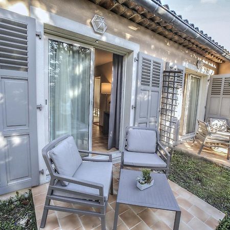 Отель La Tour Carree - Grasse Sud Peymeinade Экстерьер фото